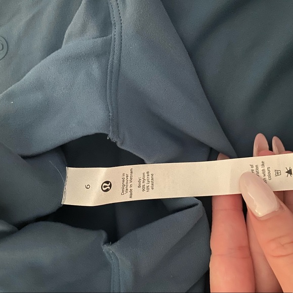 Lululemon | All Aligned Mock Neck LS - Picture 5 of 8